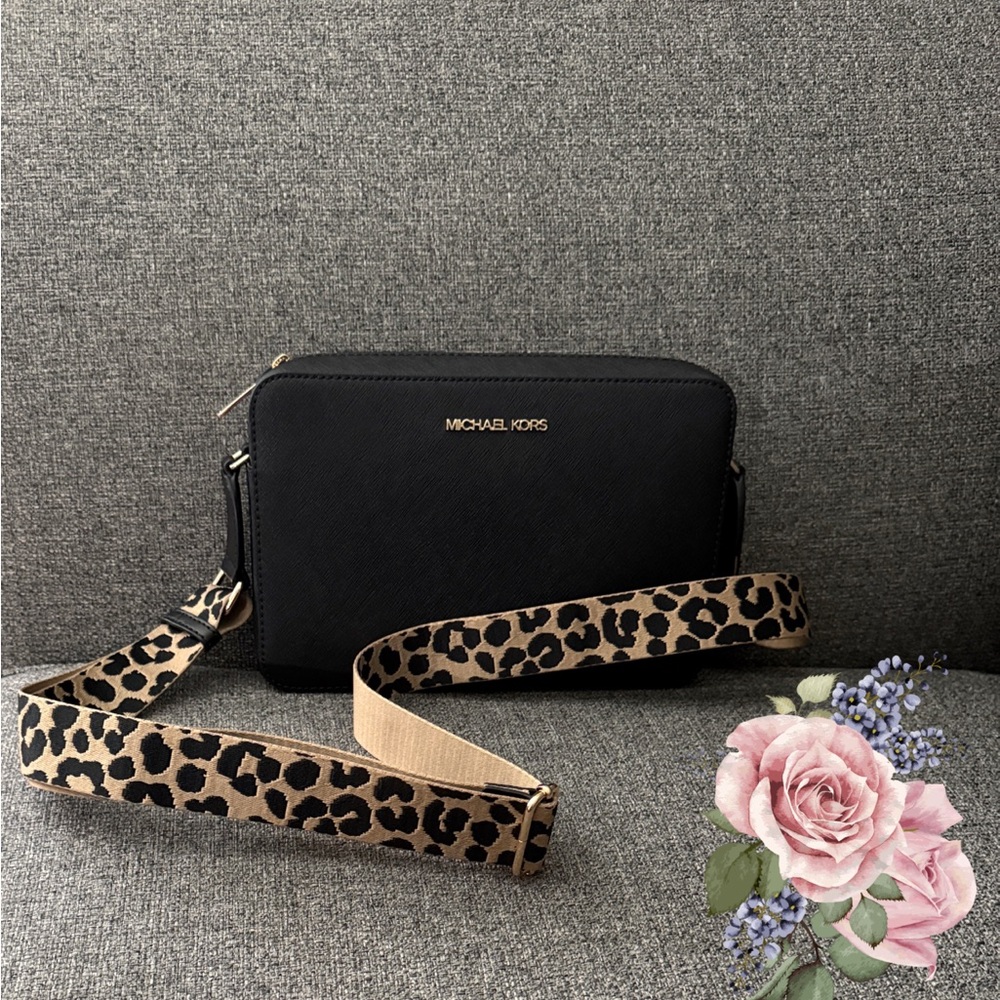 Michael Kors crossbody